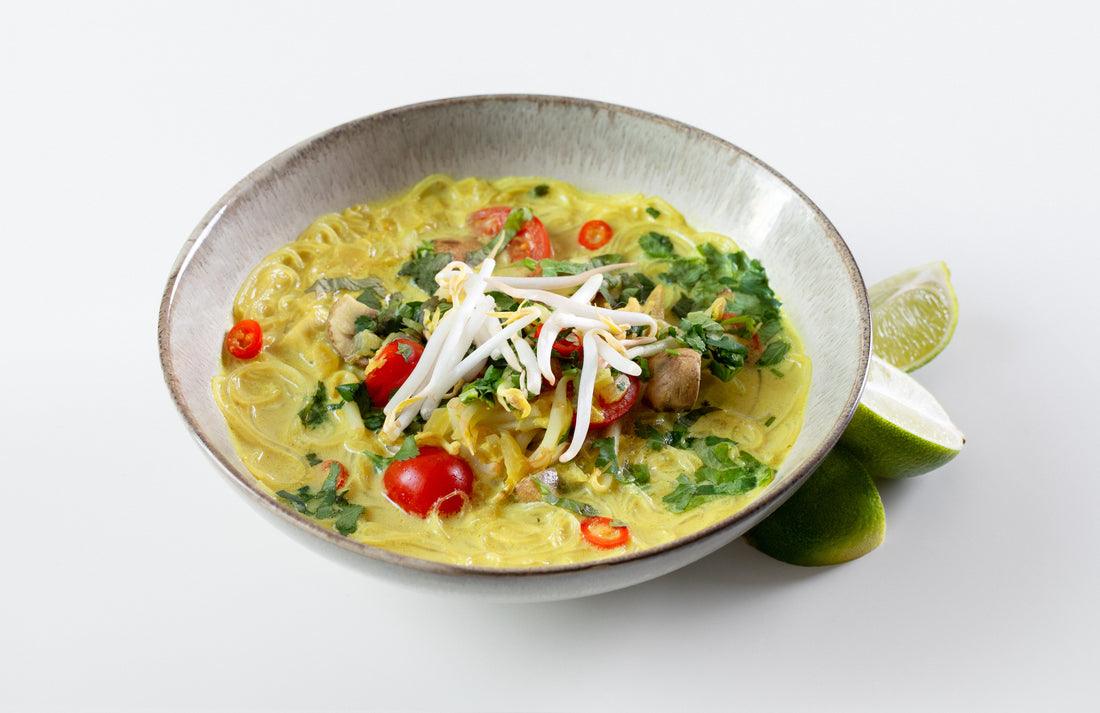 Kókusztejes halleves üvegtésztával