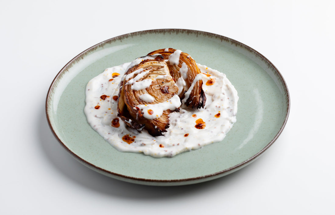 Sült káposzta fokhagymás joghurtos öntettel